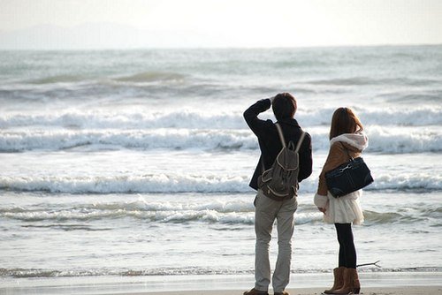 梦见以前认识的一个死去的男人（梦见以前死去的男友）